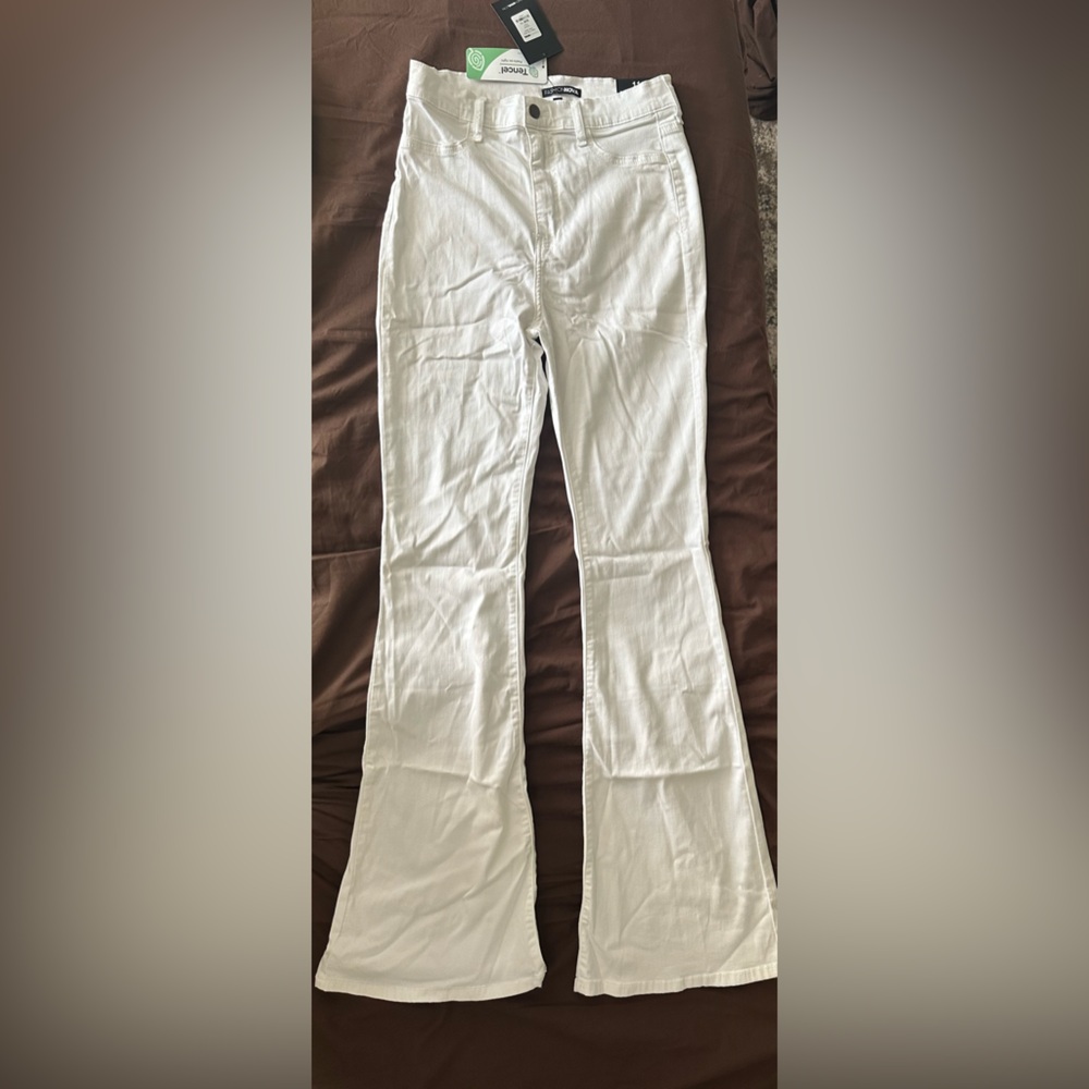 White wide leg jeans